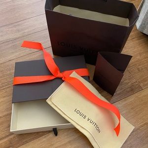 Louis Vuitton Wallet Box / Dust Bag
